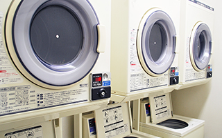 Coin-operated Laundry