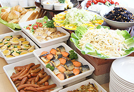 Free buffet style breakfast