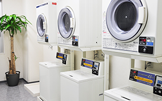 Coin-operated Laundry